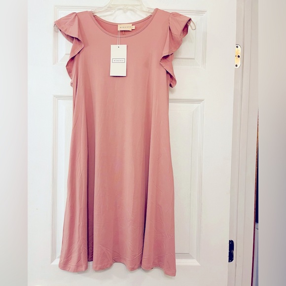 ninexis Dresses & Skirts - NWT (pockets) soft rose knit dress, flutter sleeves, knee Length, stretchy comfy